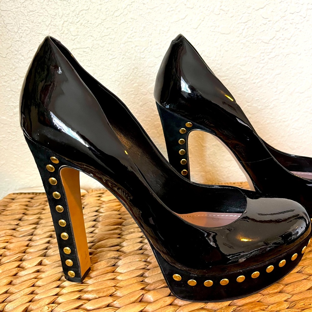 Vince Camuto heels